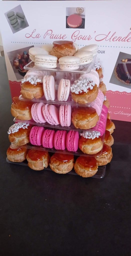 pyramide choux et macarons1